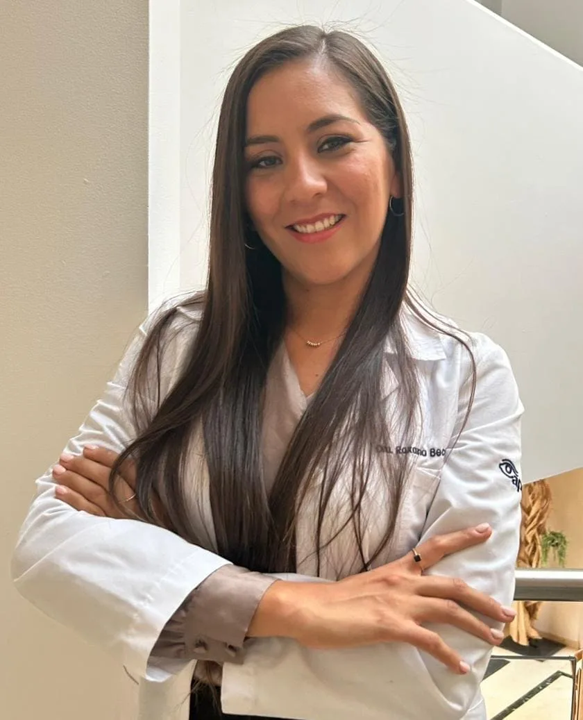 Conoce a la Dra. Roxana Becerril Cazadero | Oftalmólogo cerca de San Pablo Querétaro